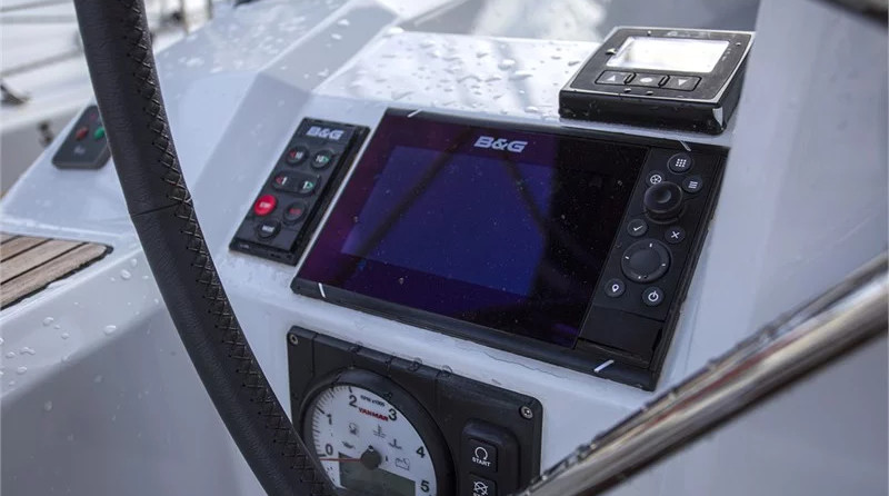 Beneteau Oceanis 38.1