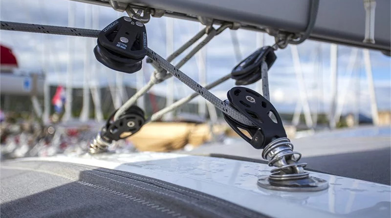 Beneteau Oceanis 38.1