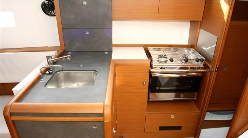 Jeanneau Sun Odyssey 349