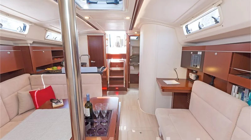 Hanse 385