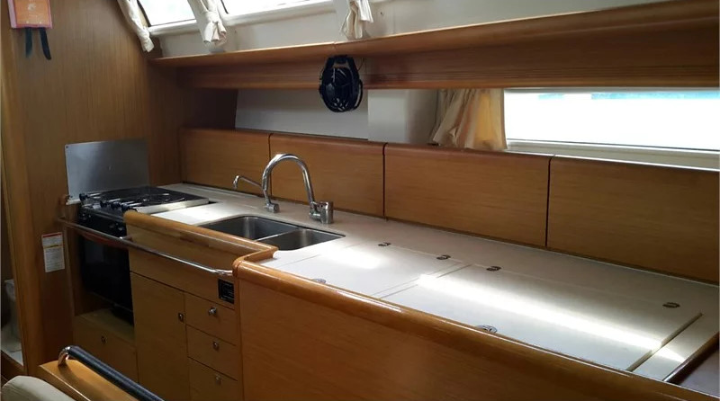 Jeanneau Sun Odyssey 44i