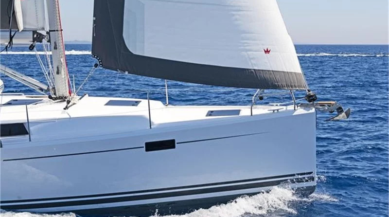 Hanse 385