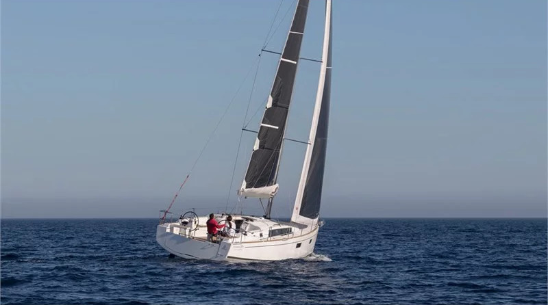 Beneteau Oceanis 38.1