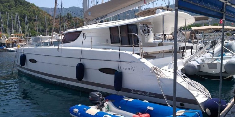 Fountaine Pajot Lipari 41