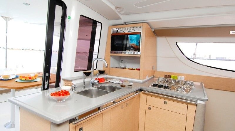 Fountaine Pajot Lipari 41