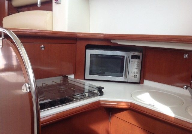 Jeanneau Prestige 36