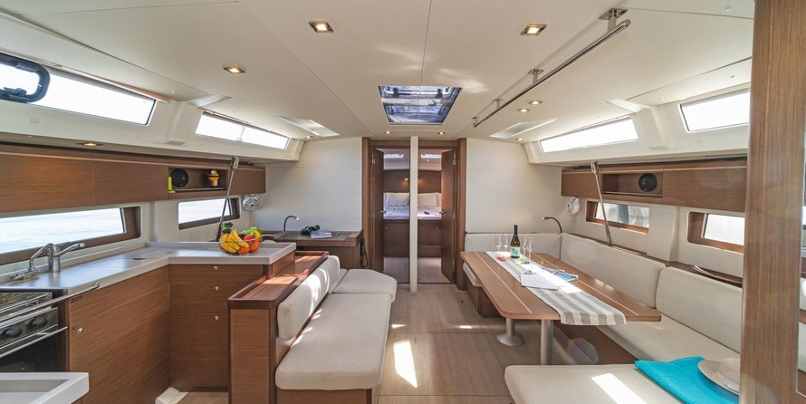 Beneteau Oceanis 51.1