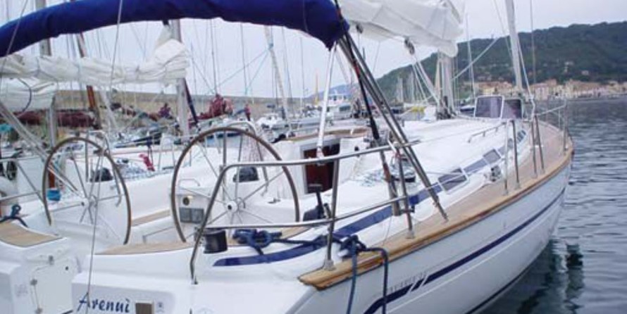 Bavaria 44