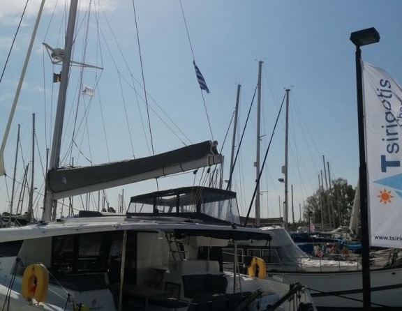 Fountaine Pajot Astréa 42