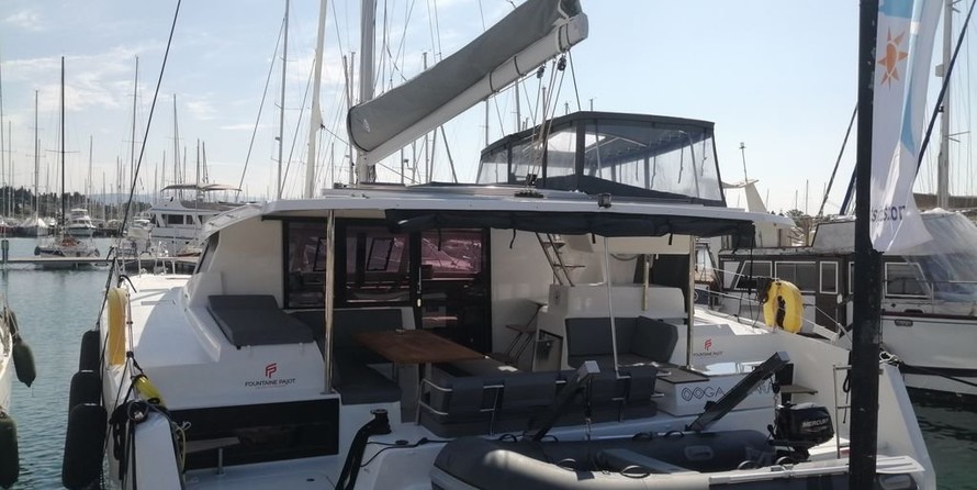 Fountaine Pajot Astréa 42