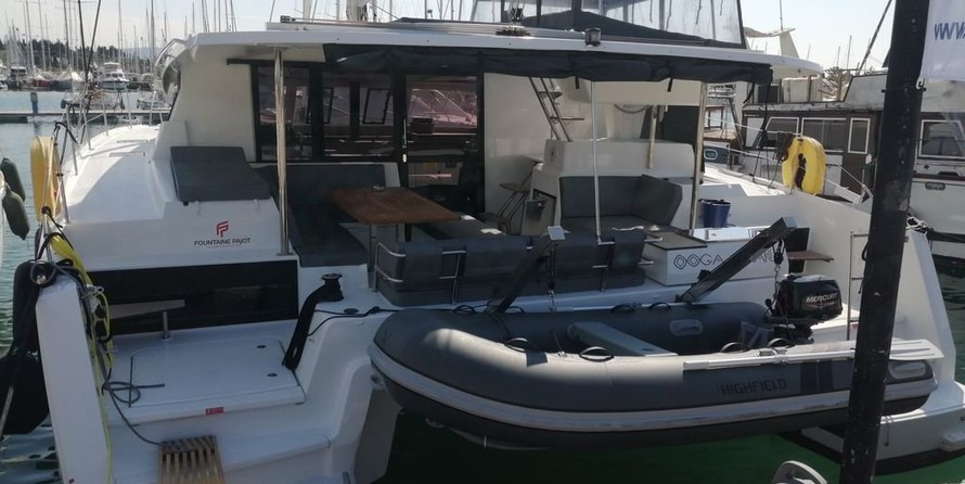 Fountaine Pajot Astréa 42