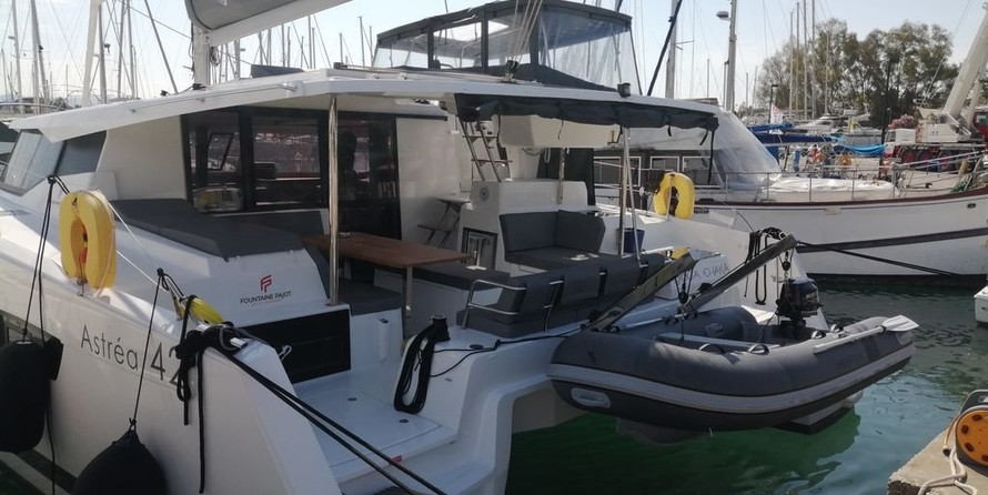 Fountaine Pajot Astréa 42