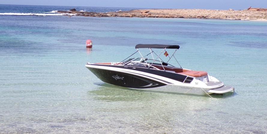 Glastron GT 245