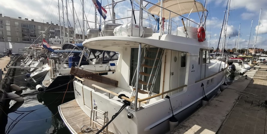 Beneteau Swift Trawler 42