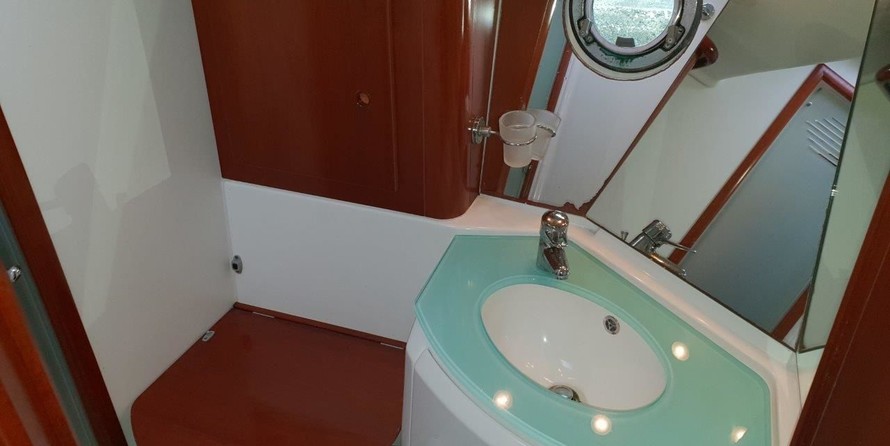 Beneteau Swift Trawler 42