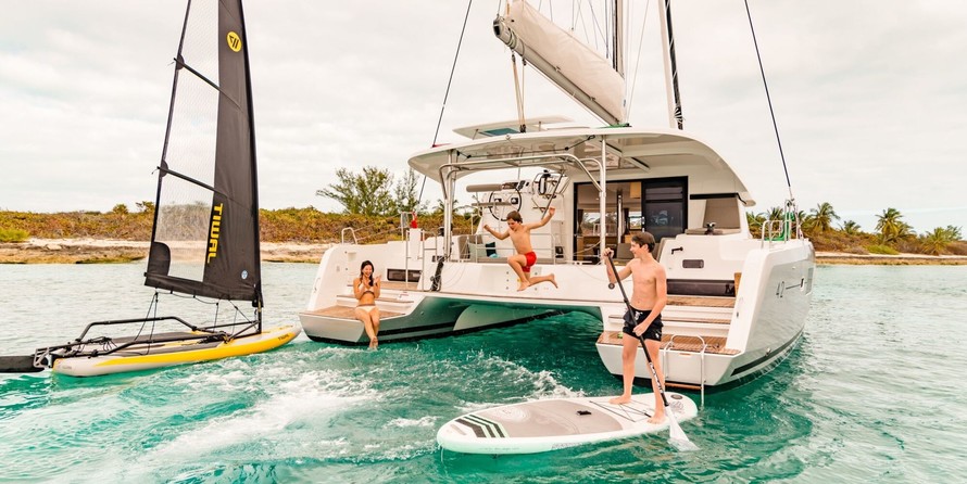 Lagoon 42