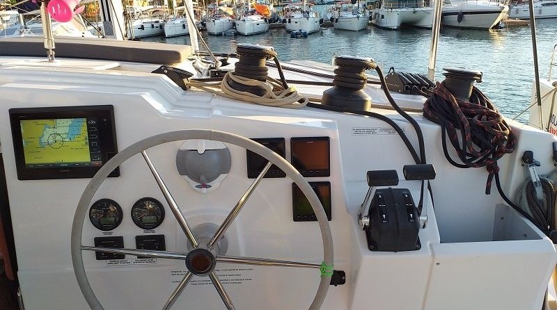 Fountaine Pajot Lucia 40