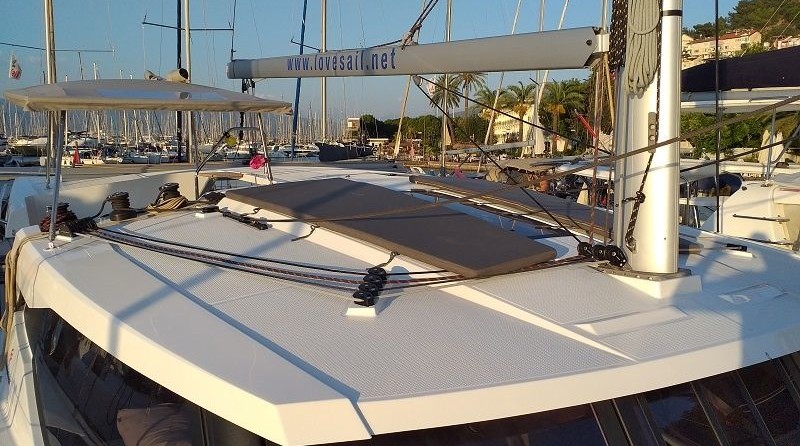 Fountaine Pajot Lucia 40