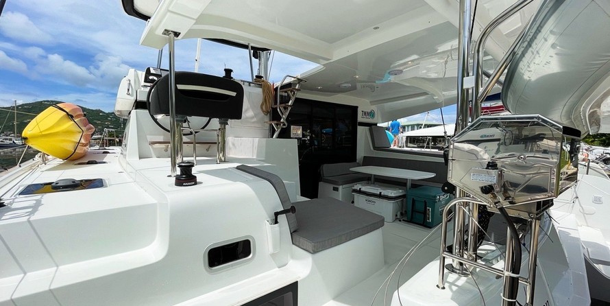 Lagoon 42