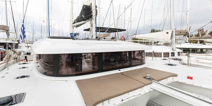 Lagoon 42