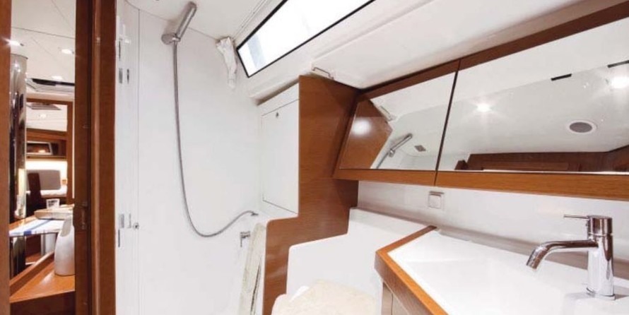 Beneteau Oceanis 41