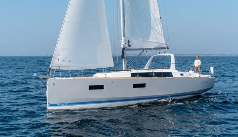 Beneteau Oceanis 38