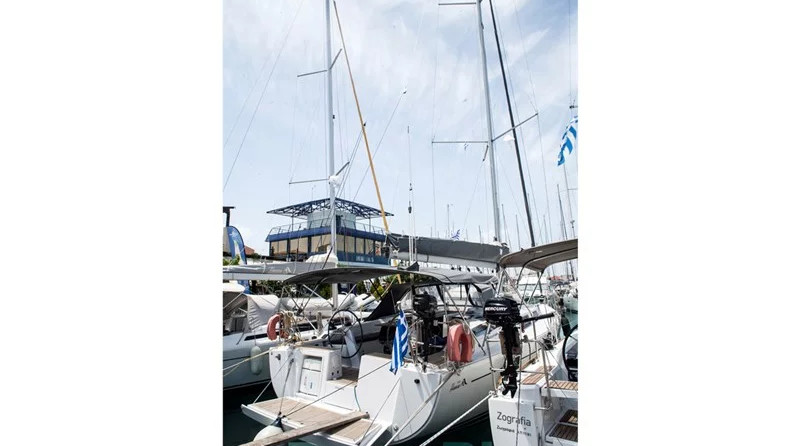 Hanse 415