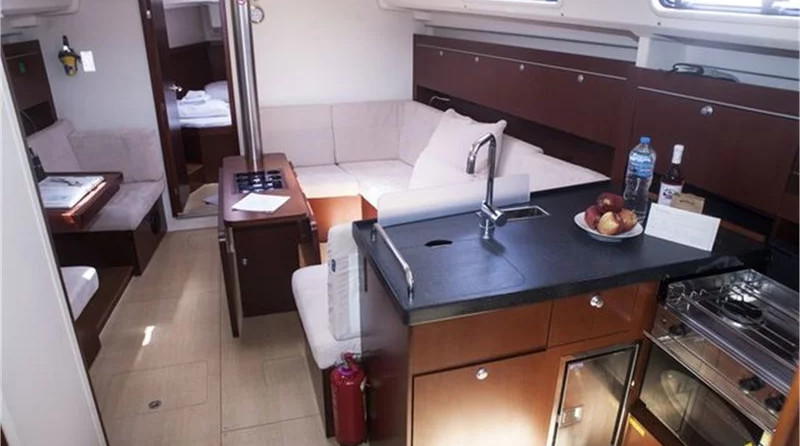 Hanse 415
