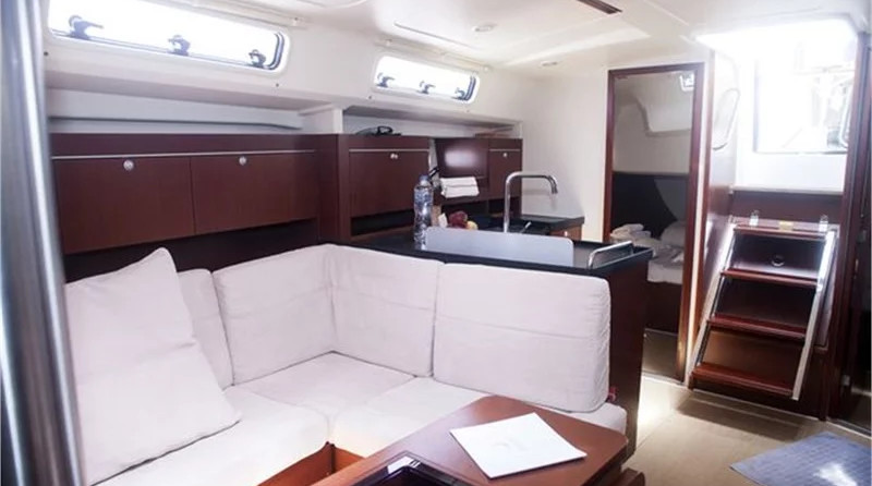 Hanse 415