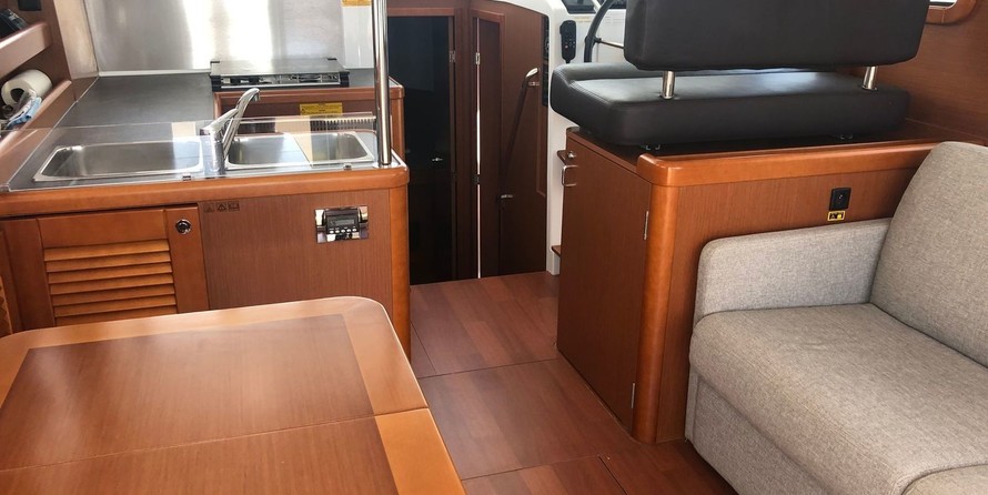 Beneteau Swift Trawler 34