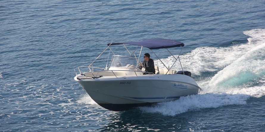 Quicksilver 600 Commander