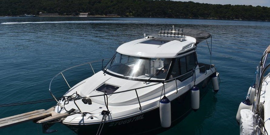 Jeanneau Merry Fisher 795