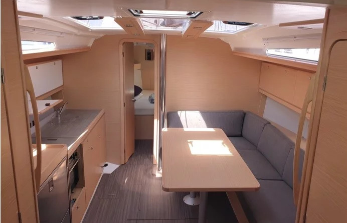 Dufour 390 Grand Large