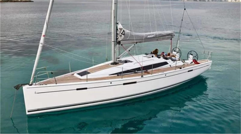 Dehler 42 (3Cab)