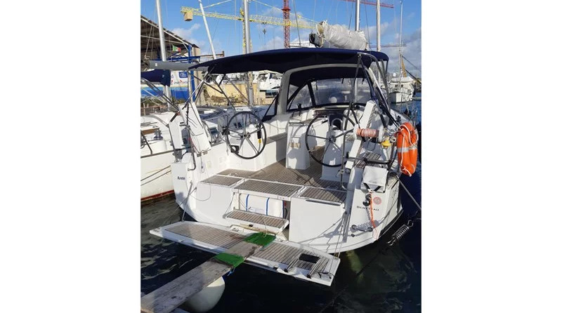 Beneteau Oceanis 35.1