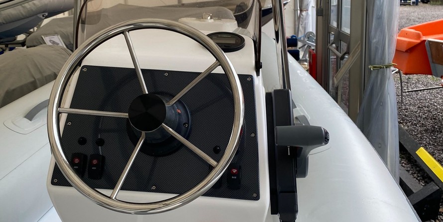 Ab inflatables nautilus 12 dlx rib