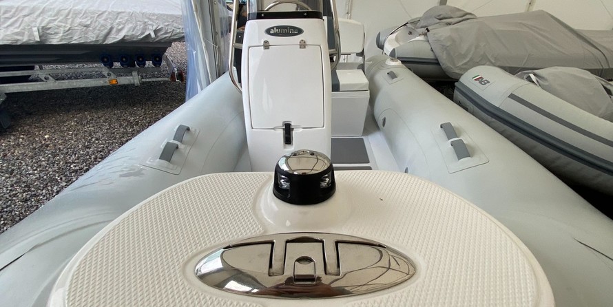 Ab inflatables nautilus 12 dlx rib