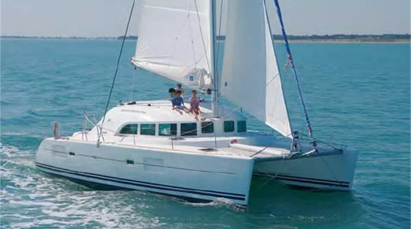 Lagoon 380 S2