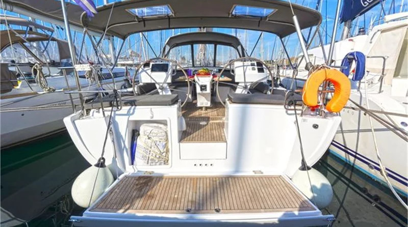 Hanse 455