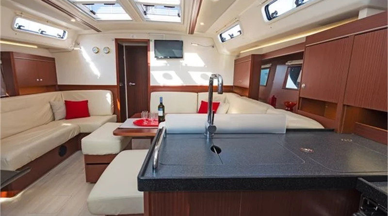 Hanse 455