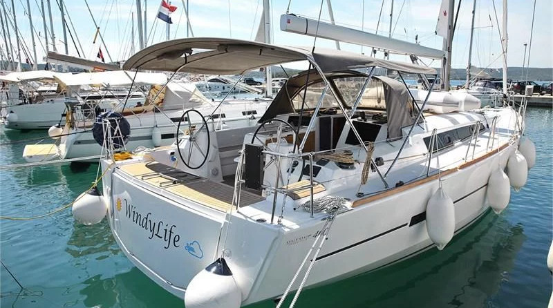 Dufour 460 Grand Large (5cab)