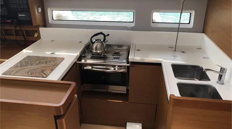 Jeanneau Sun Odyssey 440
