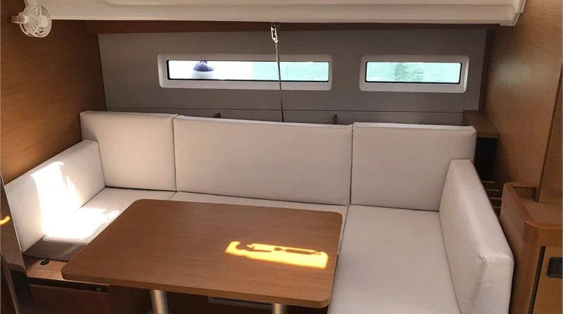 Jeanneau Sun Odyssey 440