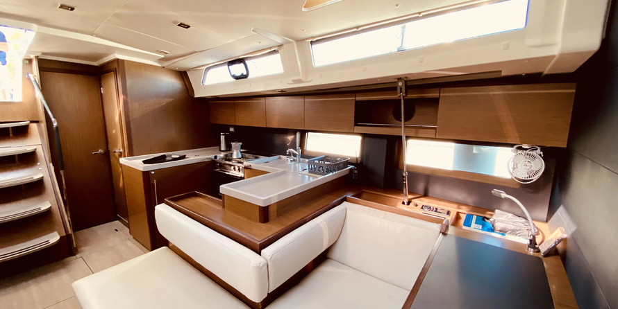 Beneteau Oceanis 51.1