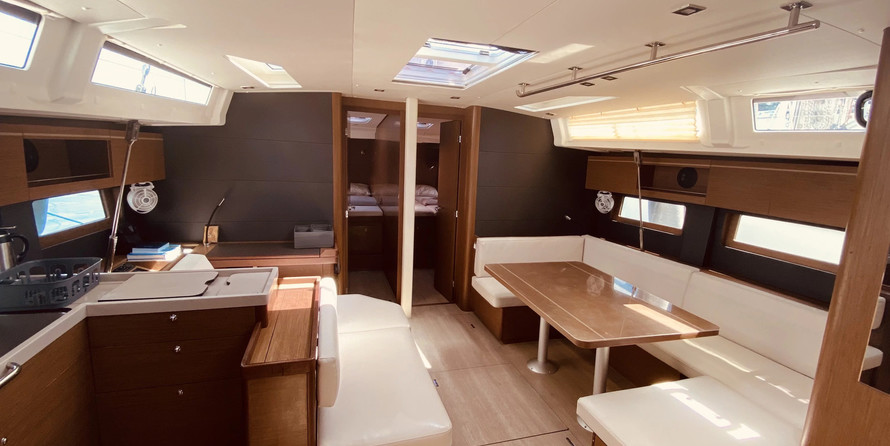 Beneteau Oceanis 51.1