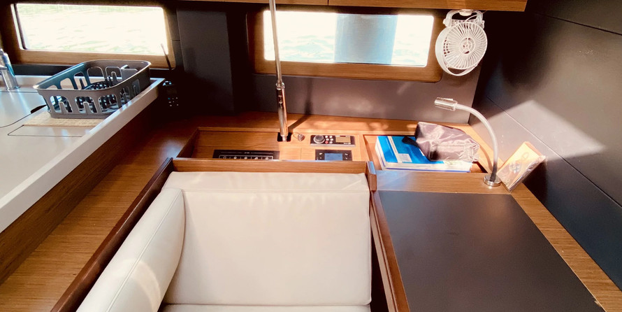 Beneteau Oceanis 51.1