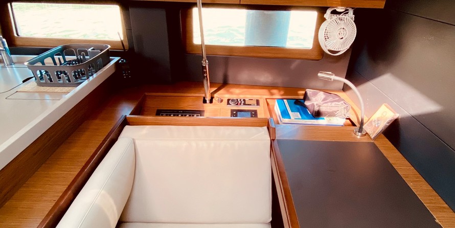 Beneteau Oceanis 51.1