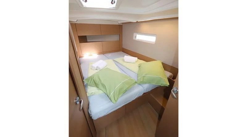 Jeanneau Sun Odyssey 410