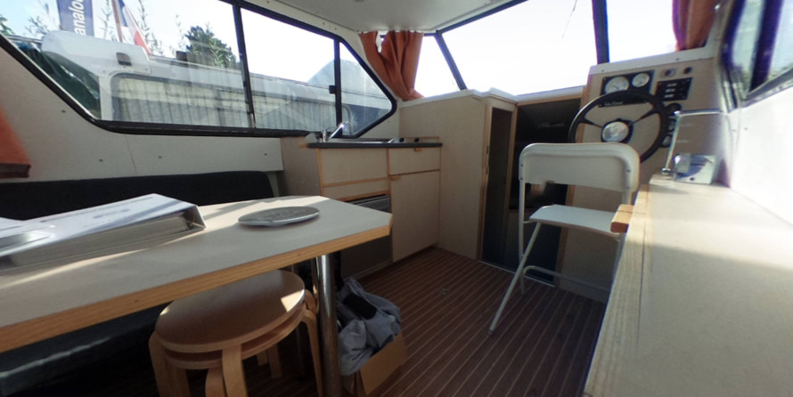 Riviera 750