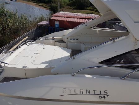 Atlantis 54